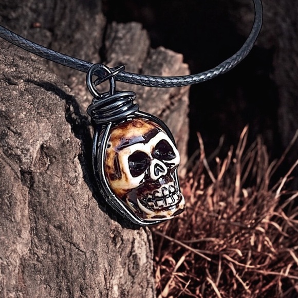 5 For $25💫Goth Gothic Wicked Biker Skull Pendant Necklace - Picture 1 of 6
